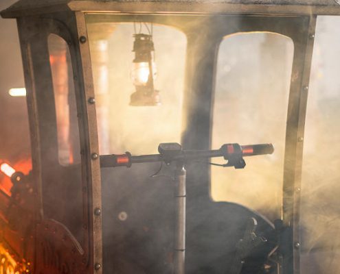 Trenino elettrico steampunk