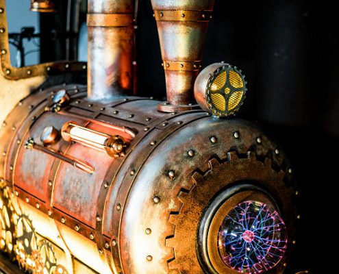 Trenino elettrico steampunk