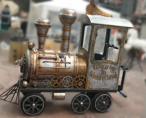 trenino elettrico steampunk