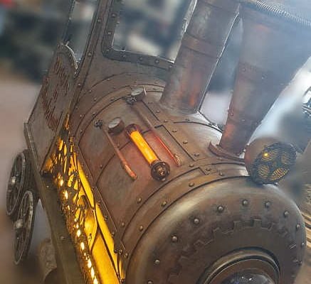 trenino elettrico steampunk