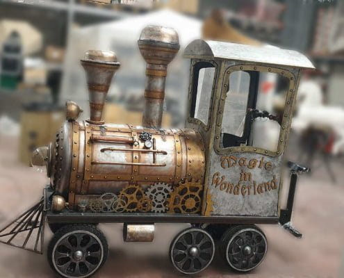 trenino elettrico steampunk