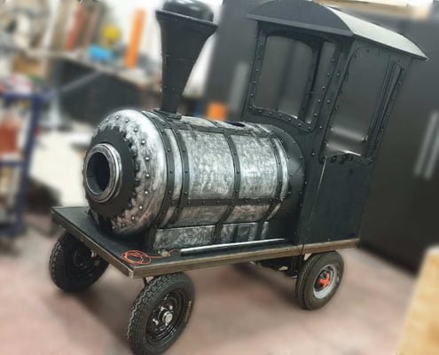 trenino elettrico steampunk