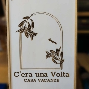 insegna c'era una volta casa vacanze