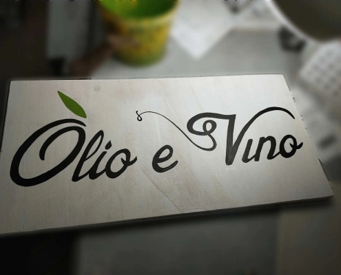 insegna olio e vino