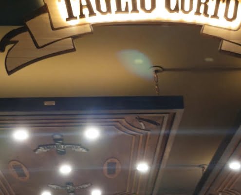Taglio corto arredamento personalizzato ed illuminazione