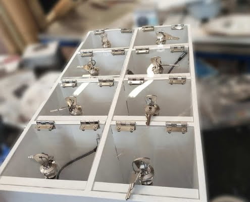 mobiletto ricarica cellulare bianco