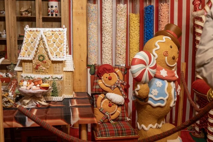 Borgo di natale - conversano 2024 - casetta di babbo natale