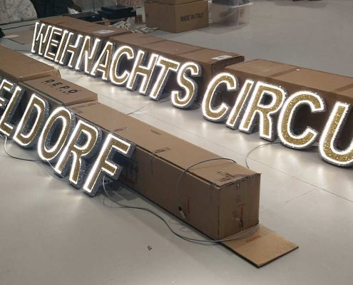 Insegna luminosa Weihnachtscircus