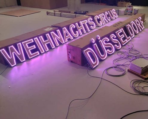 Insegna luminosa Weihnachtscircus